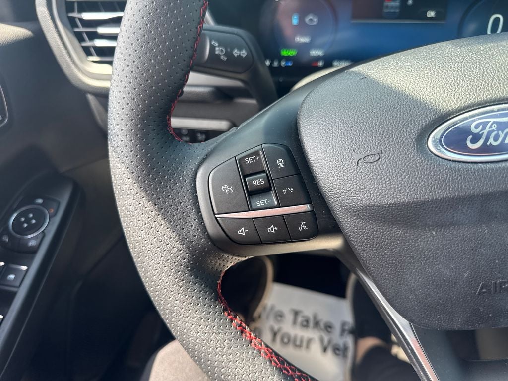 2025 Ford Escape Hybrid ST-Line Elite