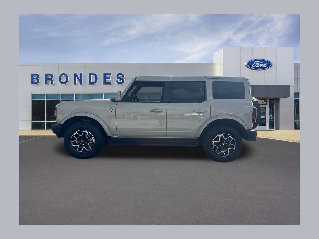 2025 Ford Bronco Outer Banks