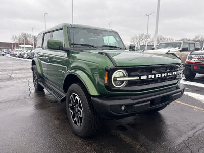 2025 Ford Bronco Outer Banks