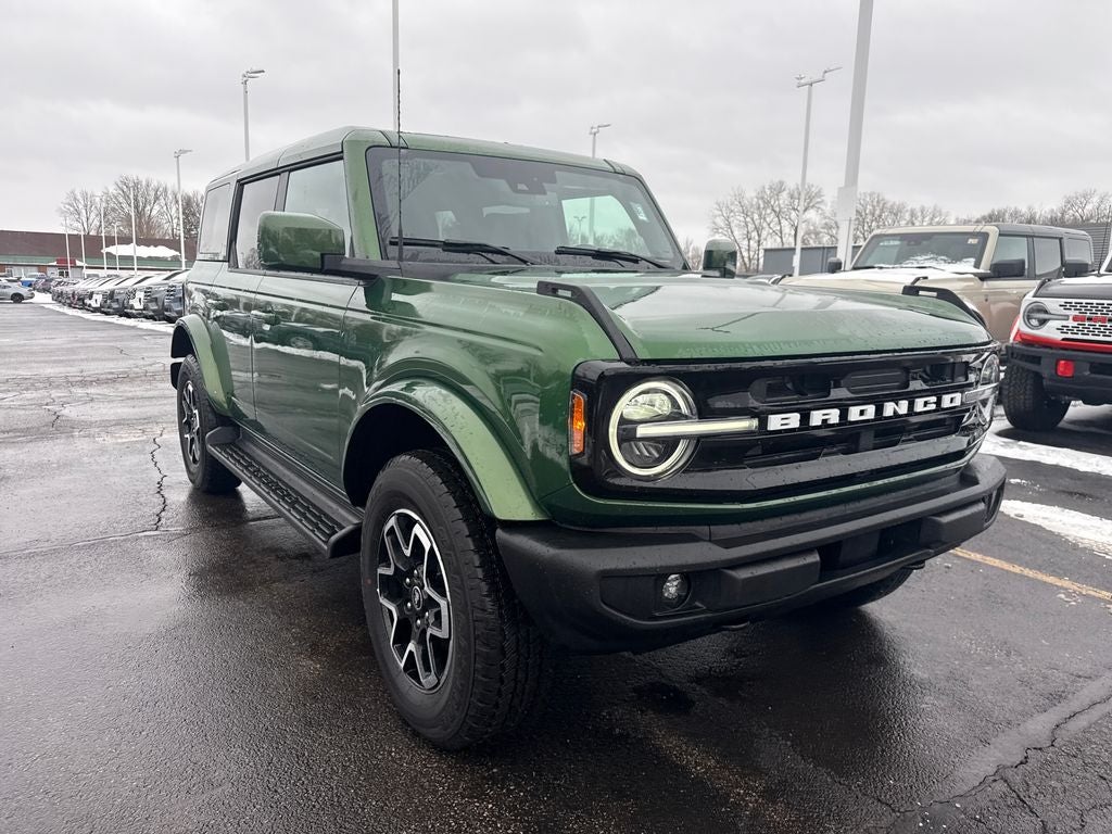 2025 Ford Bronco Outer Banks
