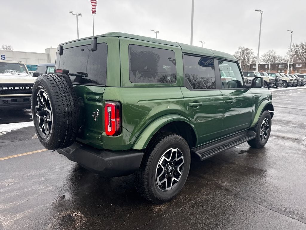 2025 Ford Bronco Outer Banks