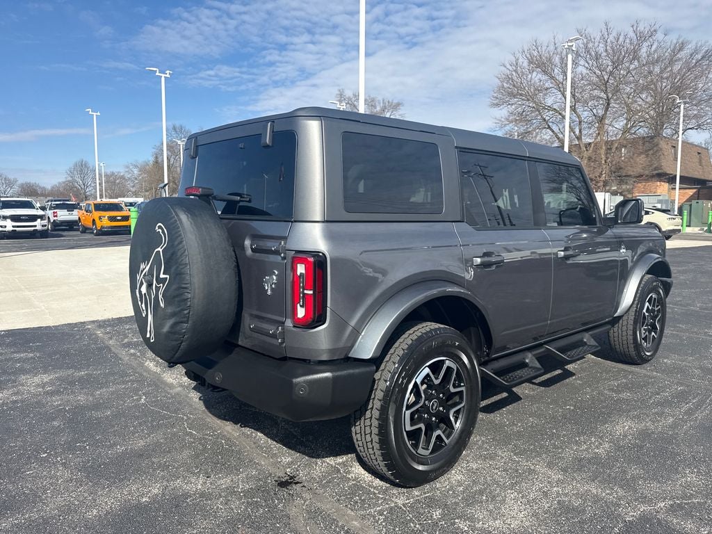 2023 Ford Bronco Outer Banks