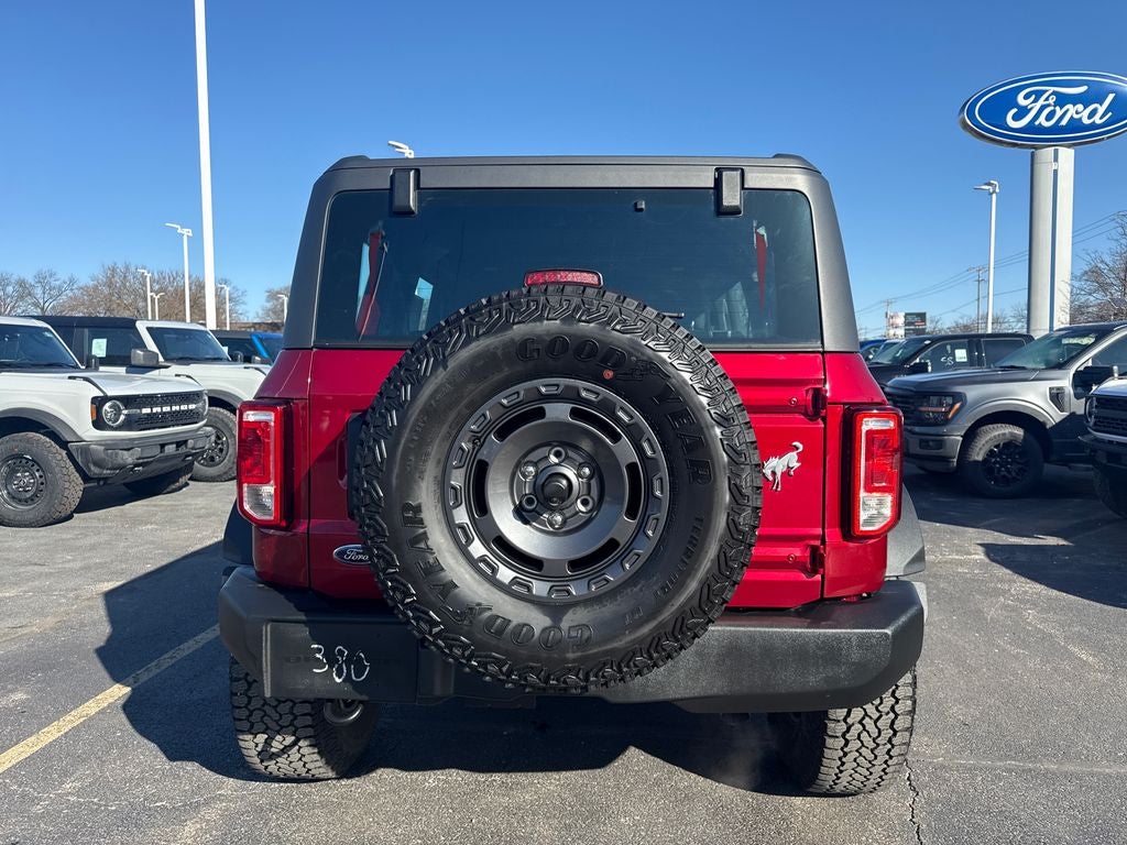 2025 Ford Bronco Base