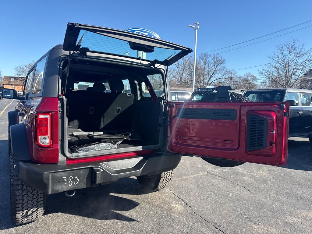 2025 Ford Bronco Base