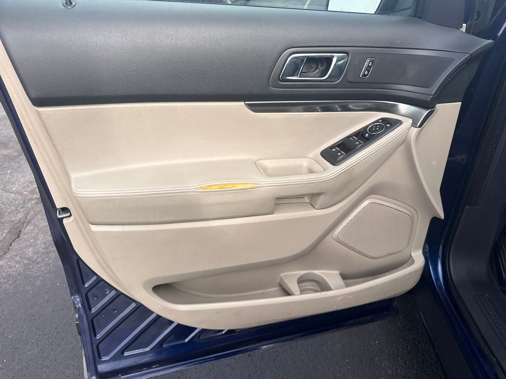 2011 Ford Explorer Base