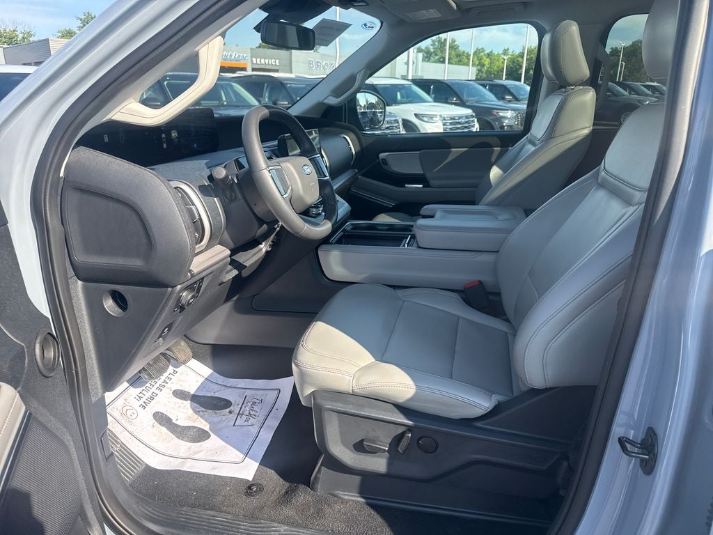 2025 Ford Expedition Max Active