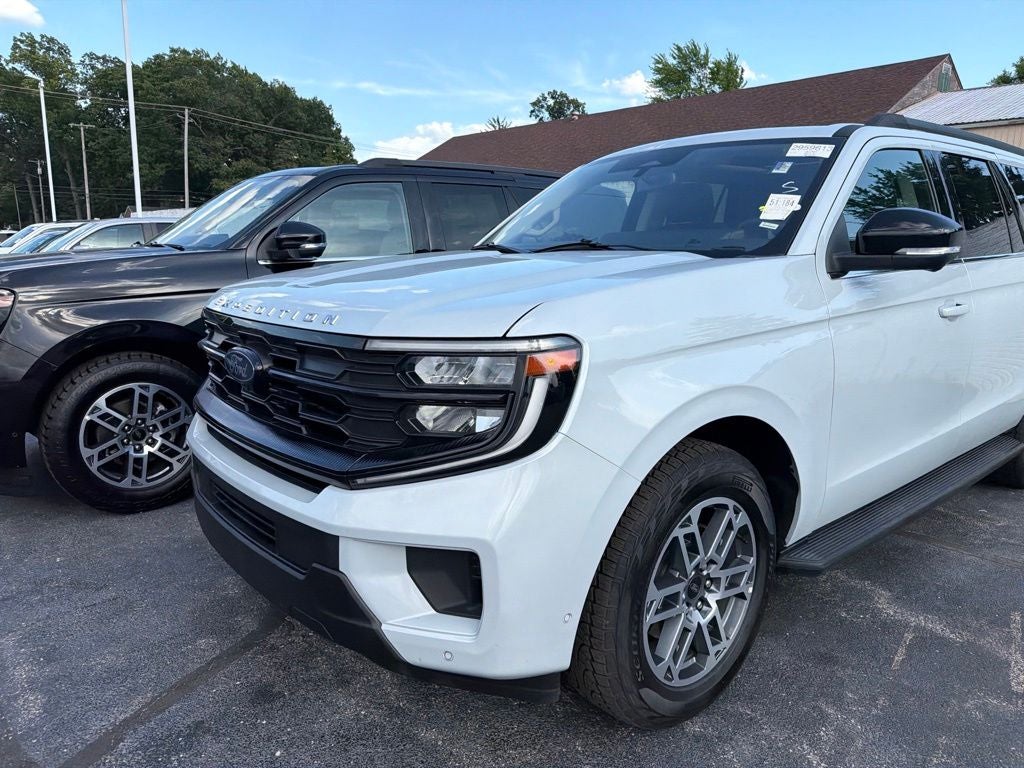 2025 Ford Expedition Max Active