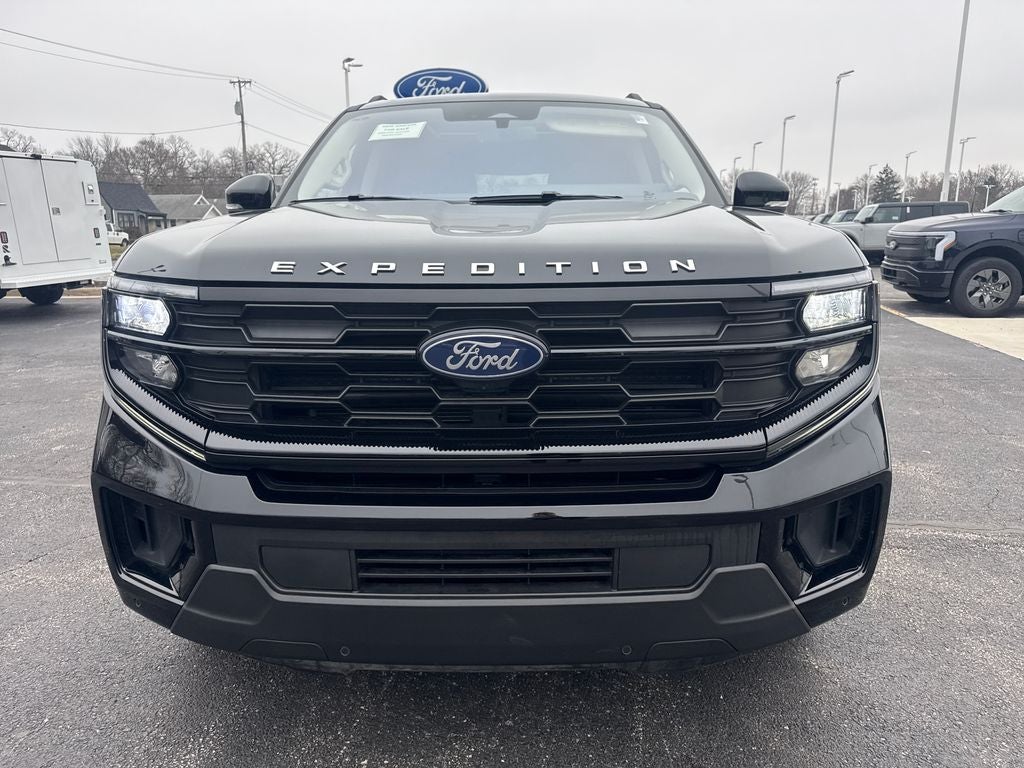 2025 Ford Expedition Max Active