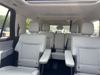 2025 Ford Expedition Max Platinum