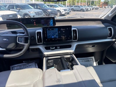 2025 Ford Expedition Active