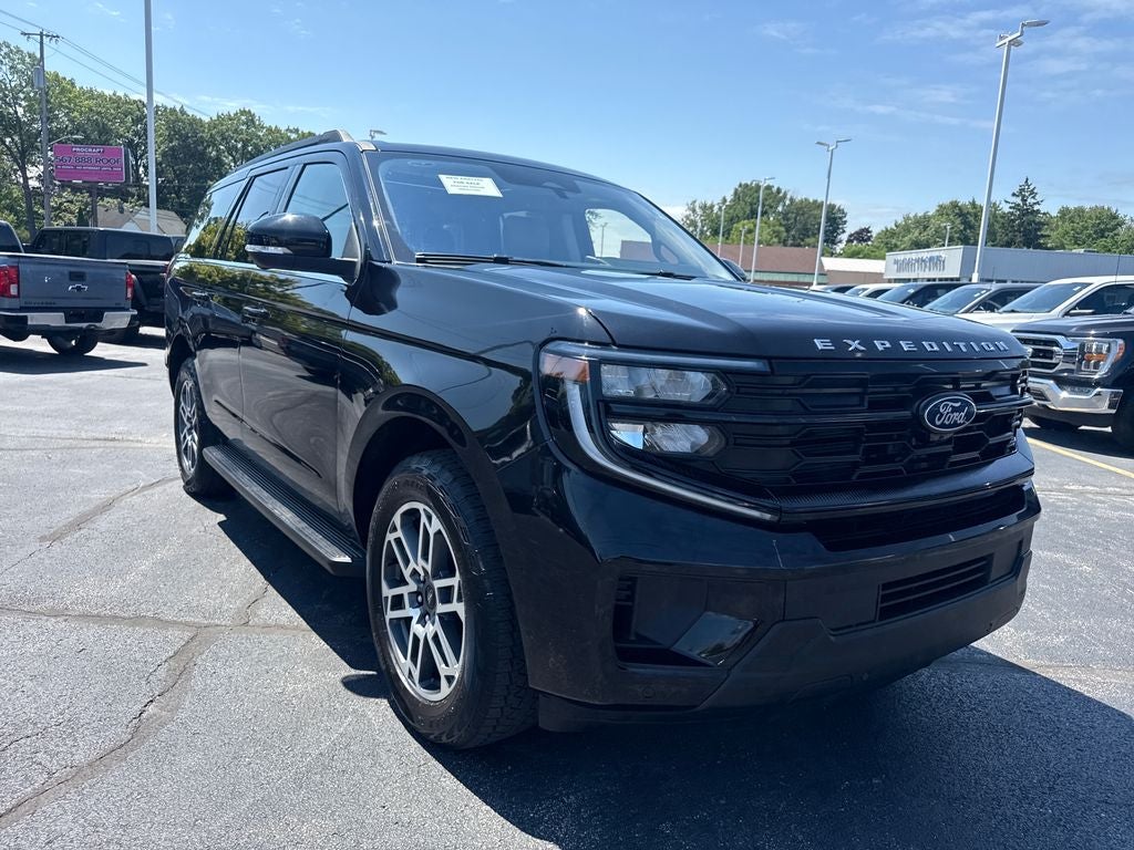 2025 Ford Expedition Active