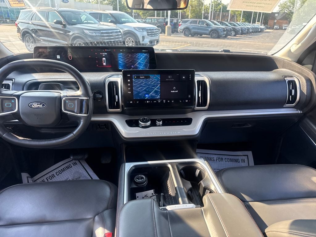 2025 Ford Expedition Active