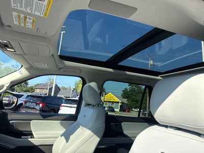 2025 Ford Expedition Platinum