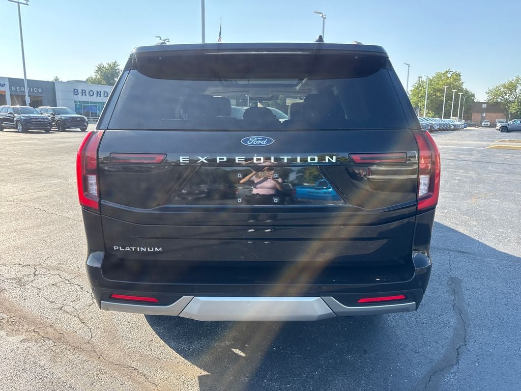 2025 Ford Expedition Platinum
