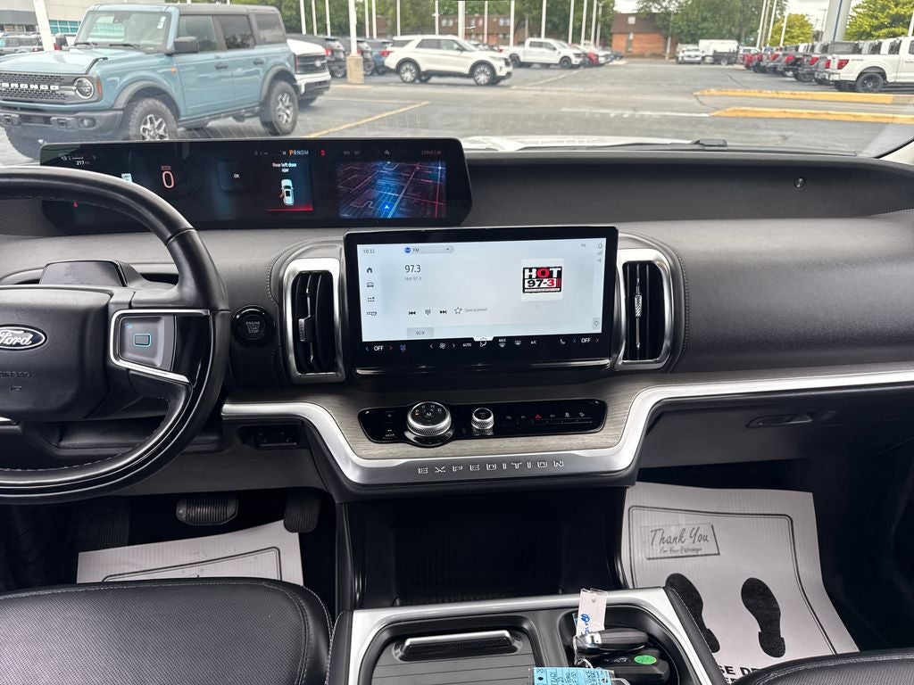 2025 Ford Expedition Platinum