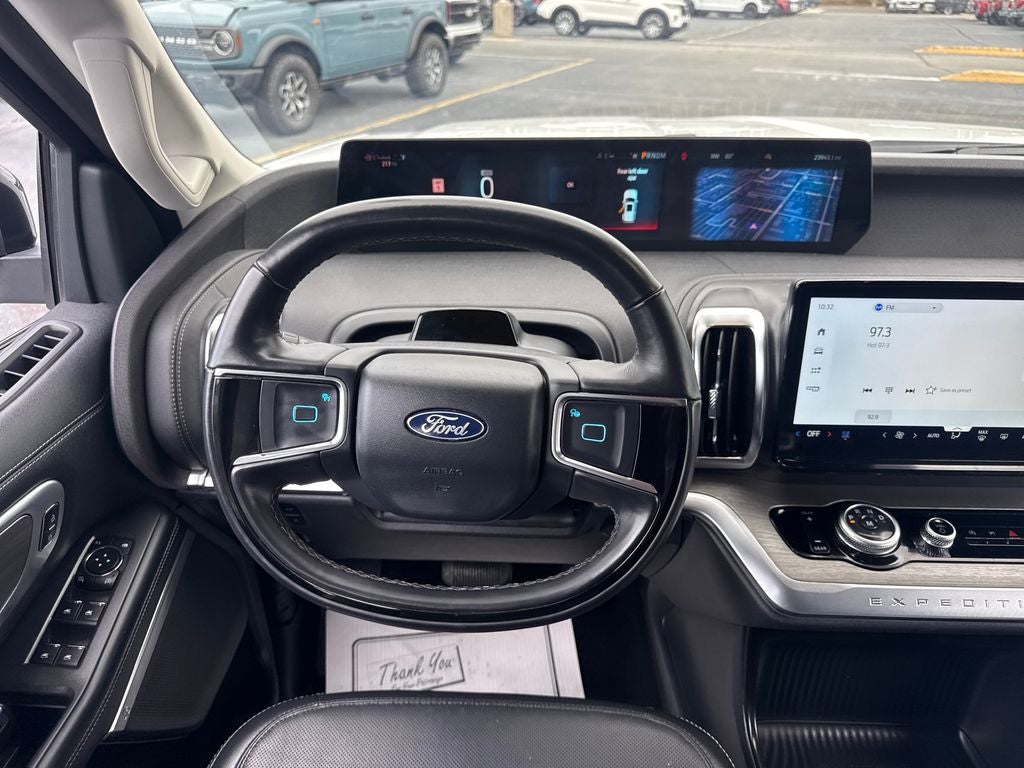 2025 Ford Expedition Platinum
