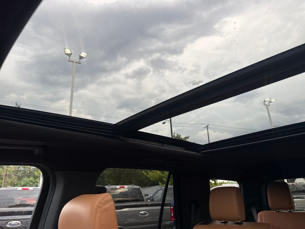 2024 Ford Expedition Platinum