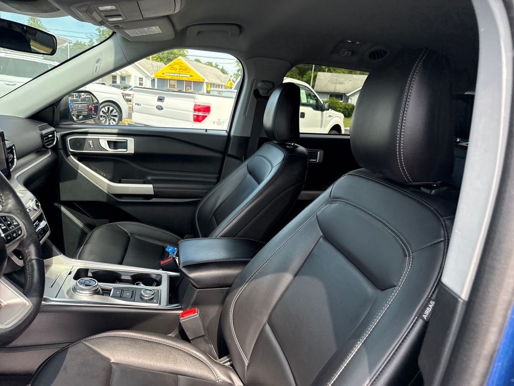 2023 Ford Explorer XLT