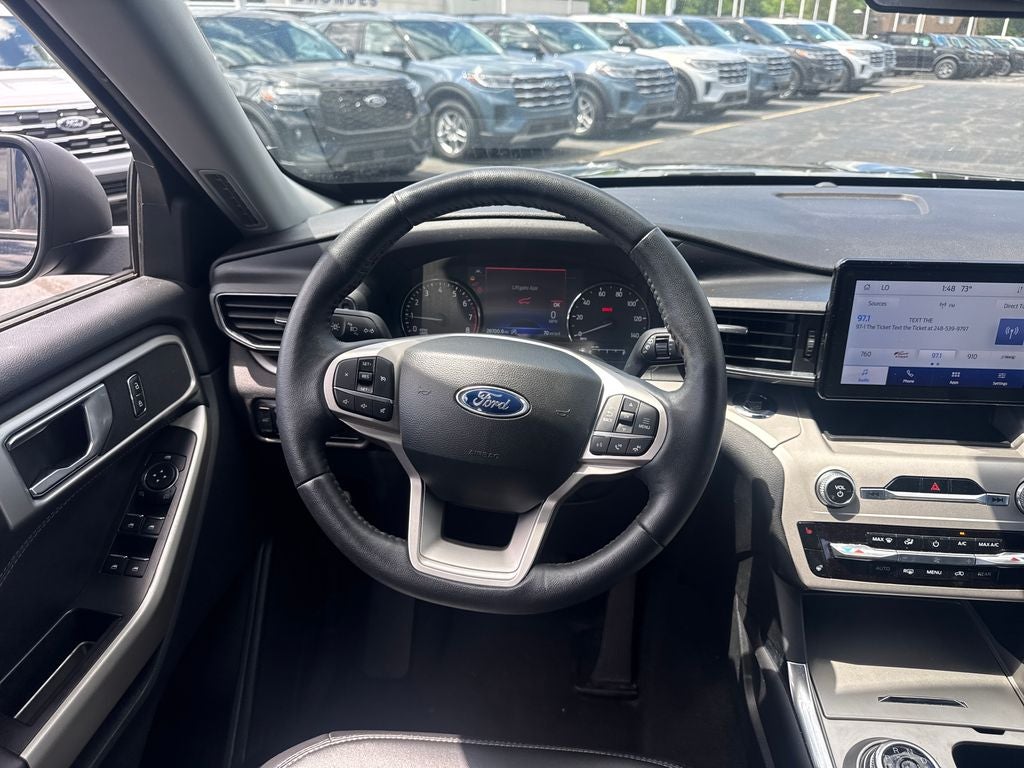 2023 Ford Explorer XLT