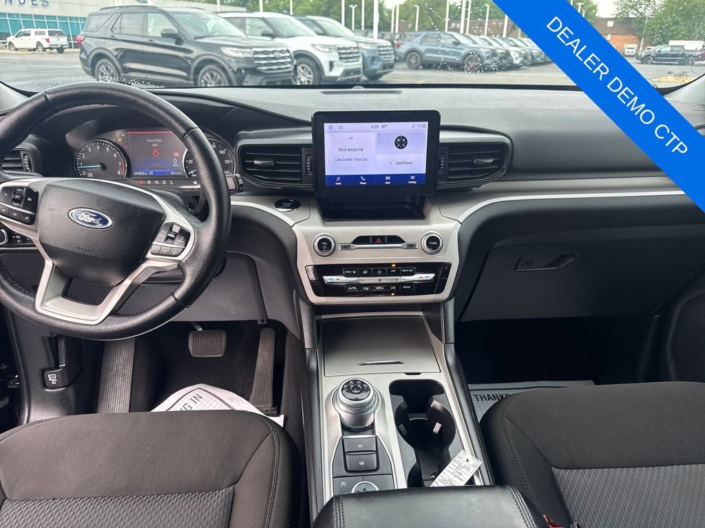 2024 Ford Explorer XLT