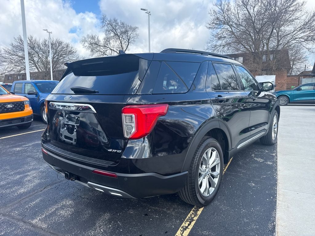 2023 Ford Explorer XLT