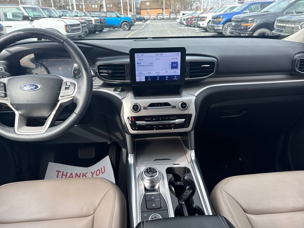 2024 Ford Explorer XLT