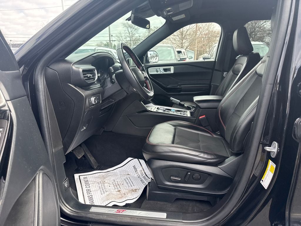 2022 Ford Explorer ST-Line
