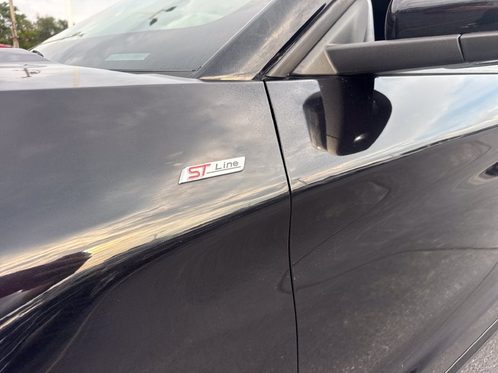 2024 Ford Explorer ST-Line