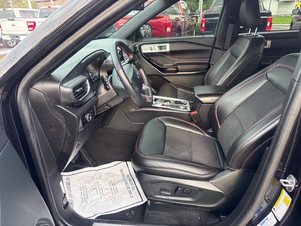 2024 Ford Explorer ST-Line