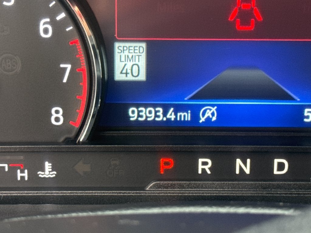 2024 Ford Explorer ST-Line