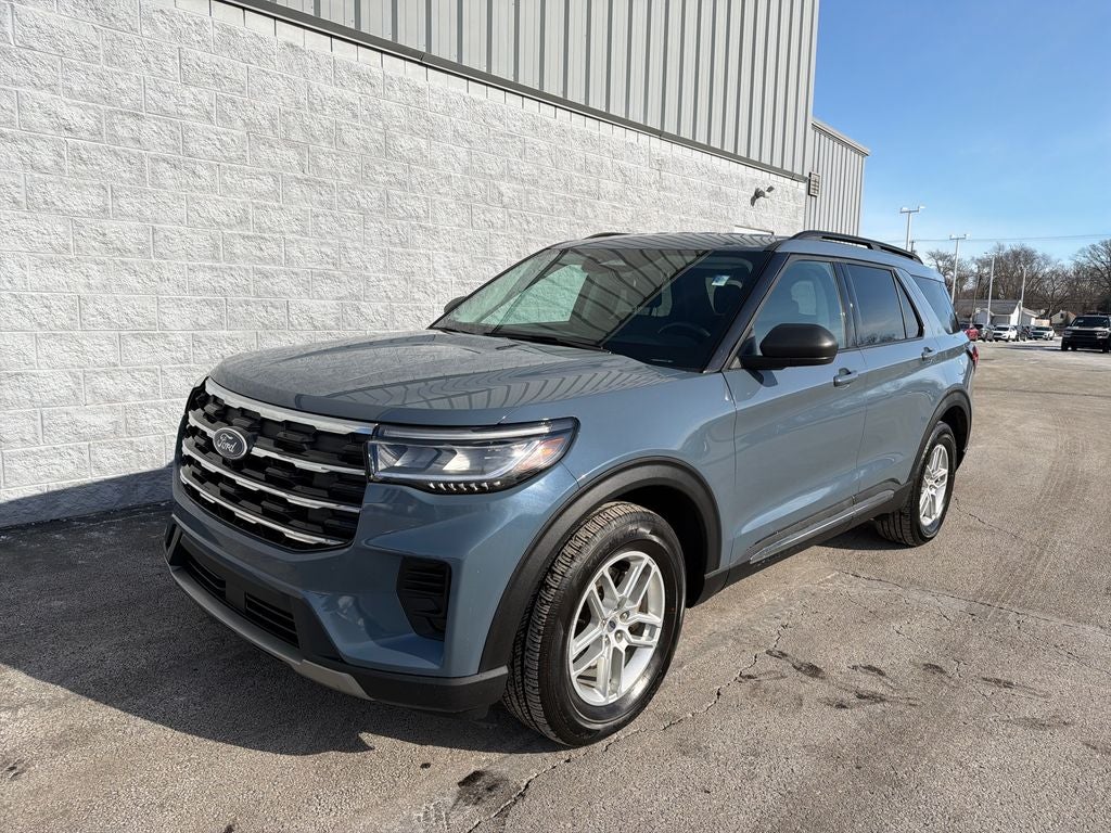 2025 Ford Explorer Active