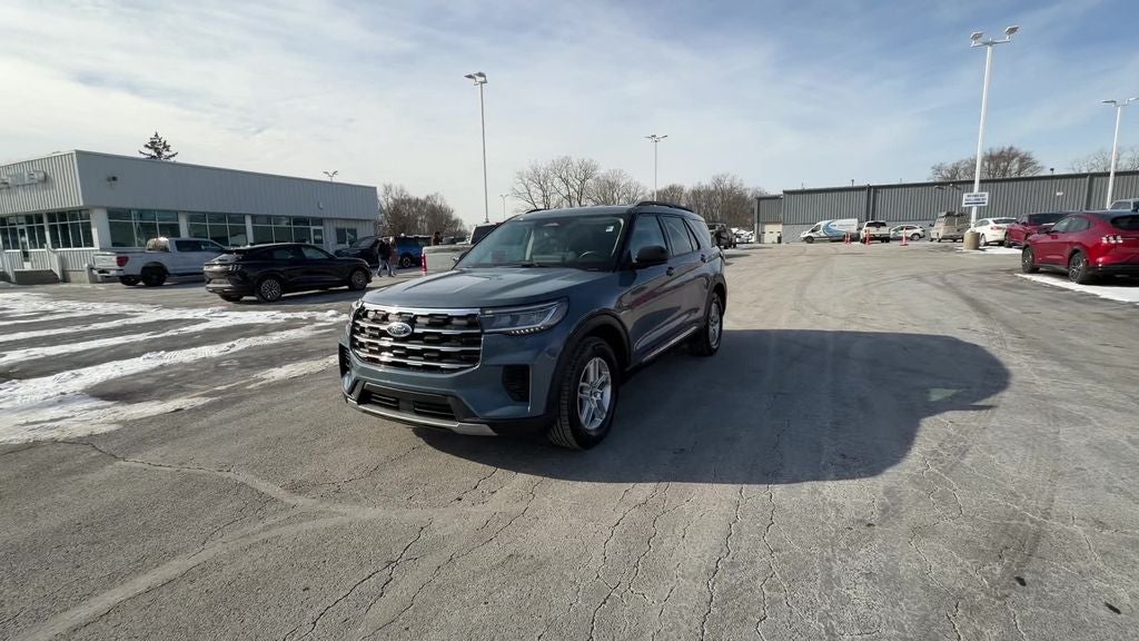 2025 Ford Explorer Active