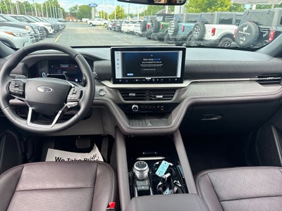 2025 Ford Explorer Platinum
