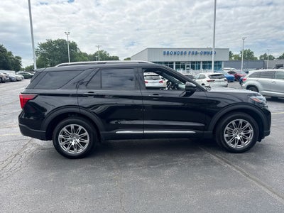 2025 Ford Explorer Platinum