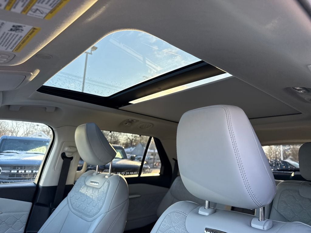 2025 Ford Explorer Platinum