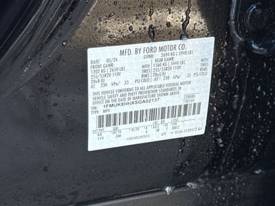 2025 Ford Explorer Platinum