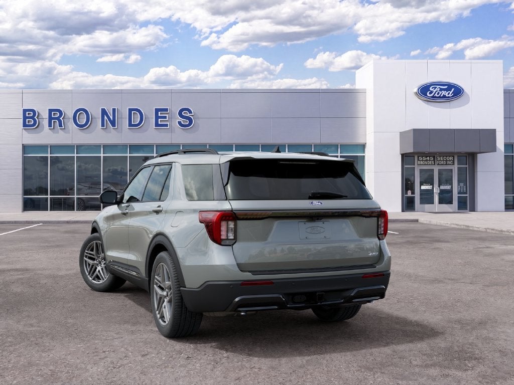 2027 Ford Explorer ST-Line