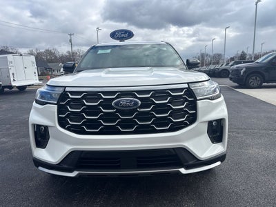 2025 Ford Explorer Platinum