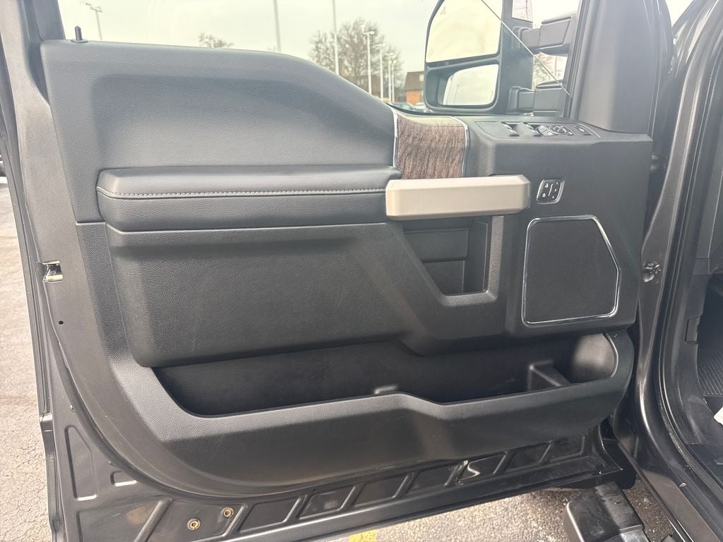 2019 Ford F-250SD Lariat