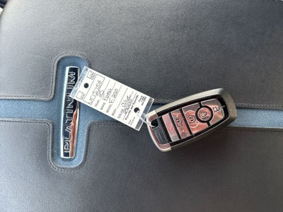 2025 Ford F-250SD Platinum