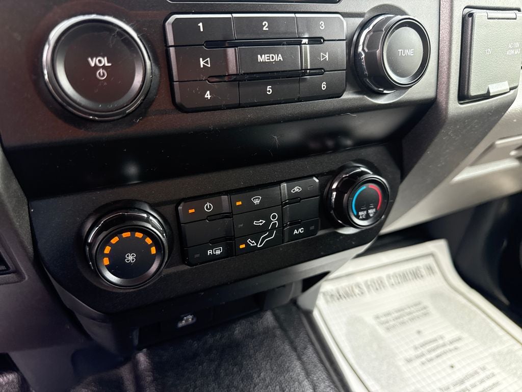 2022 Ford F-350SD XL