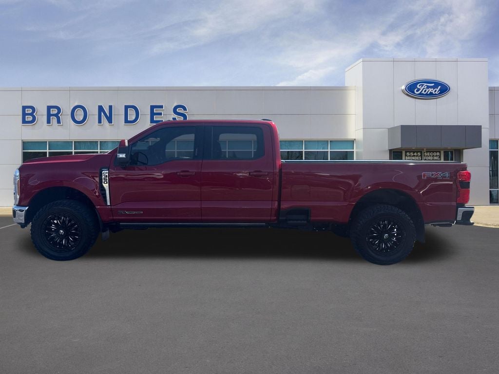 2023 Ford F-350SD Lariat