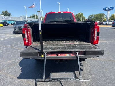 2023 Ford F-350SD Lariat
