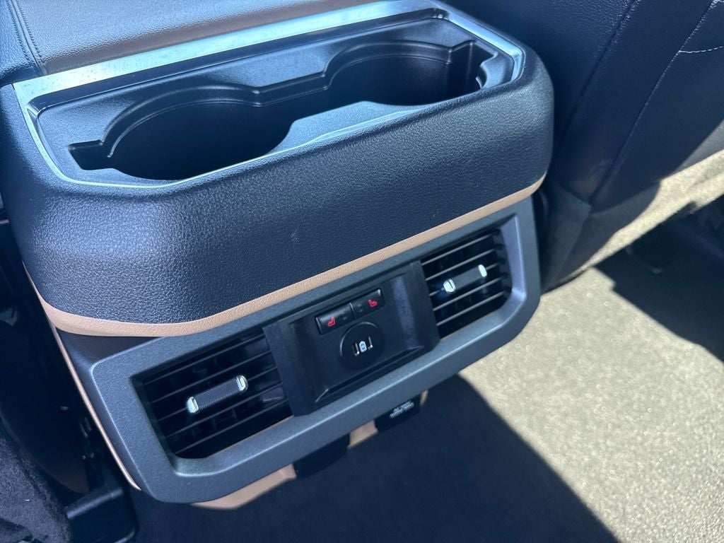 2023 Ford F-350SD Lariat