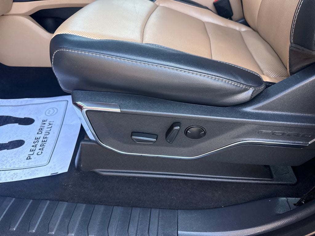 2023 Ford F-350SD Lariat