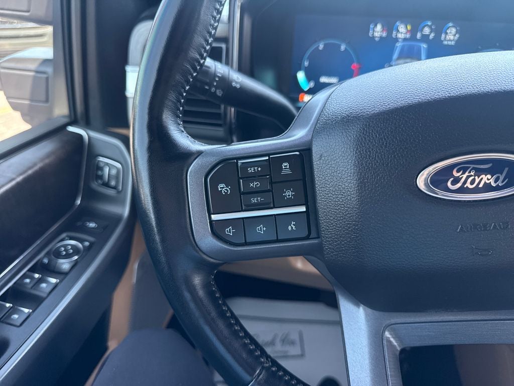 2023 Ford F-350SD Lariat