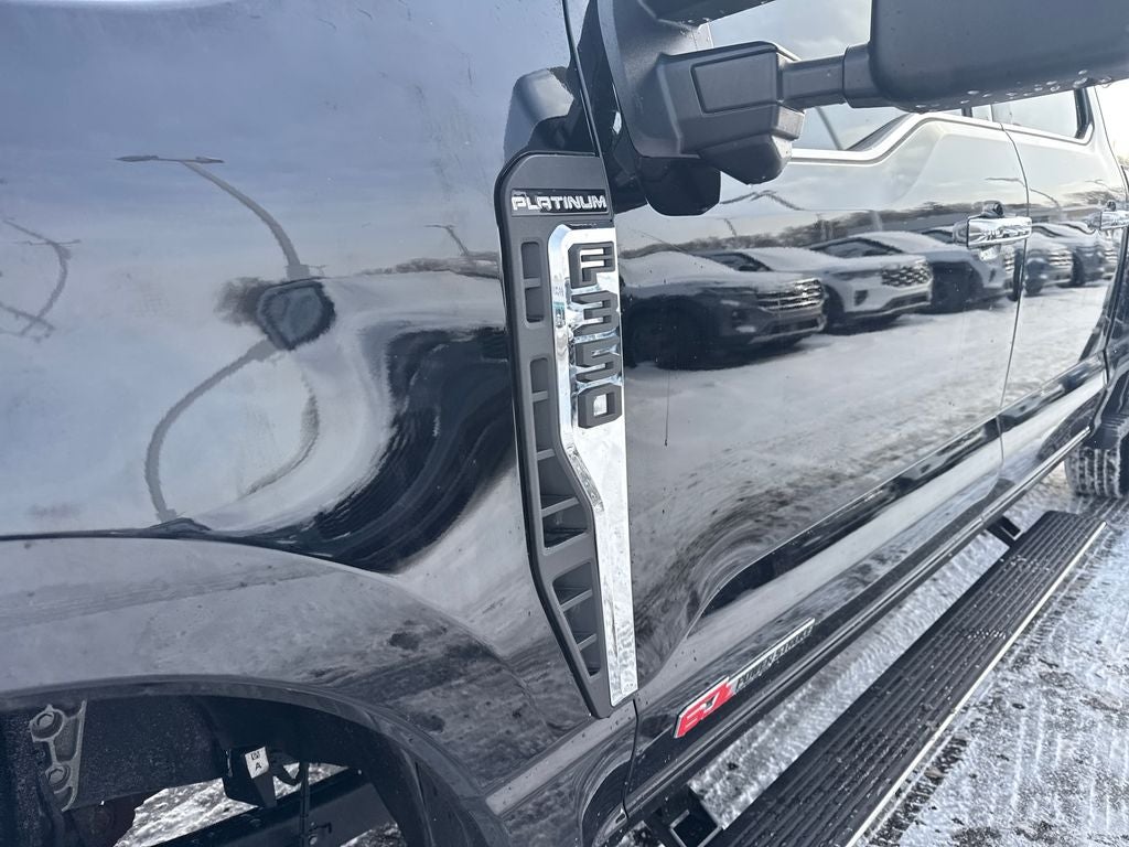 2024 Ford F-350SD Platinum DRW