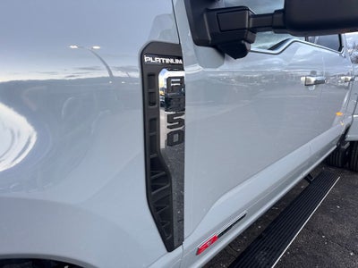 2025 Ford F-350SD Platinum DRW