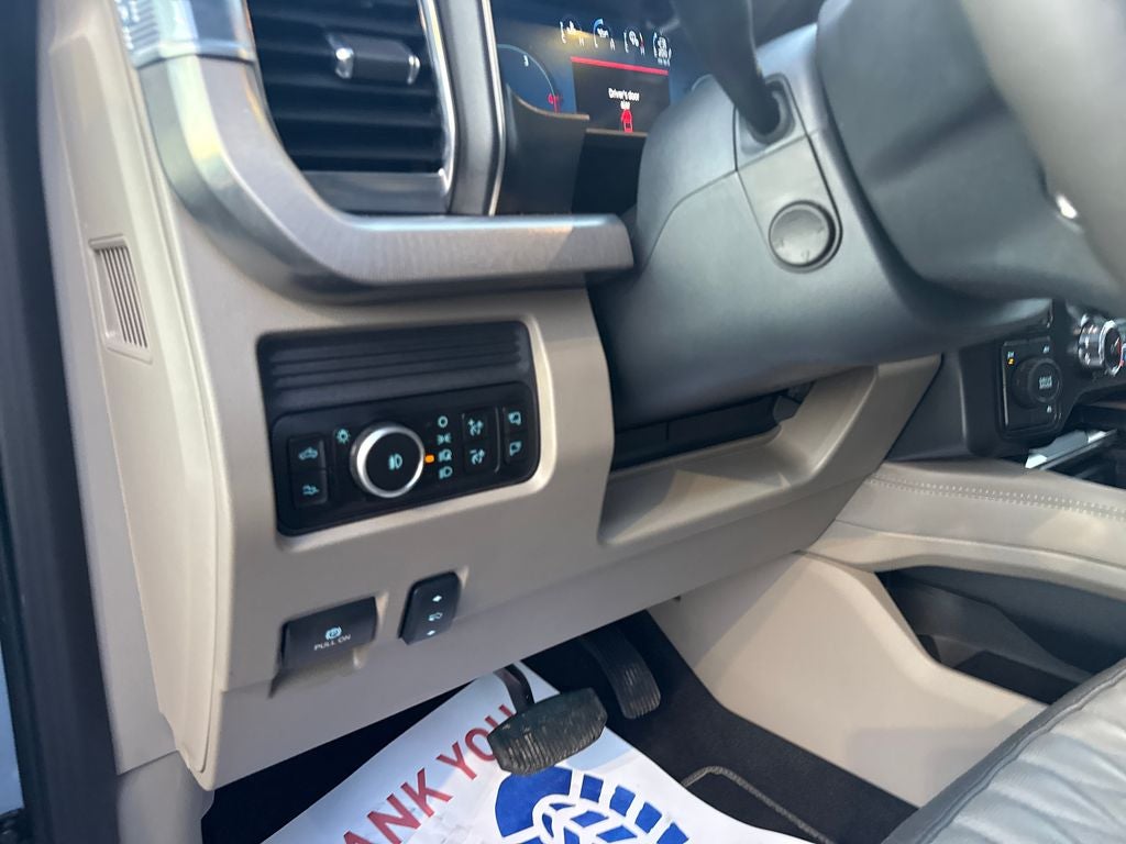 2025 Ford F-350SD Platinum DRW