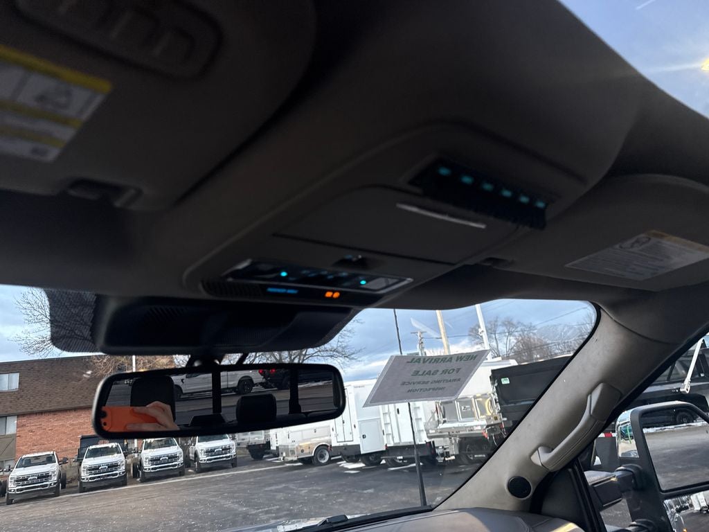 2025 Ford F-350SD Platinum DRW